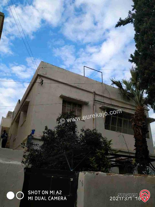 عمارة على أرض 250م للبيع في عمان - جبل النزهة