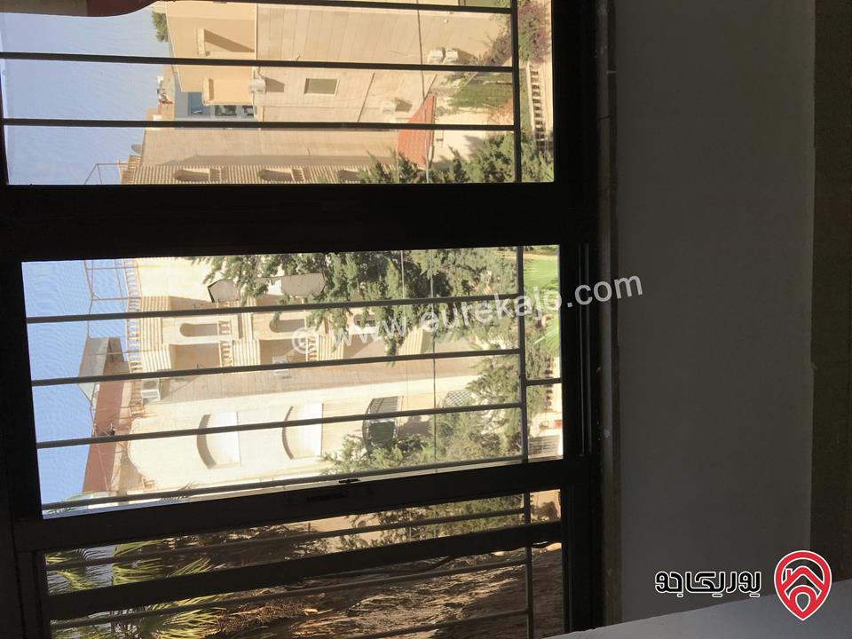 شقة مساحة 90م طابق ثالث للبيع في عمان - عبدون بالقرب من دوار الاسرة