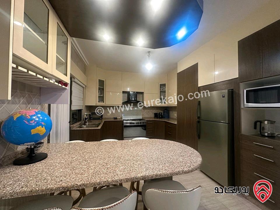 شقة مفروشة طابق ثالث مساحة 200م للايجار في عمان - الرابية 