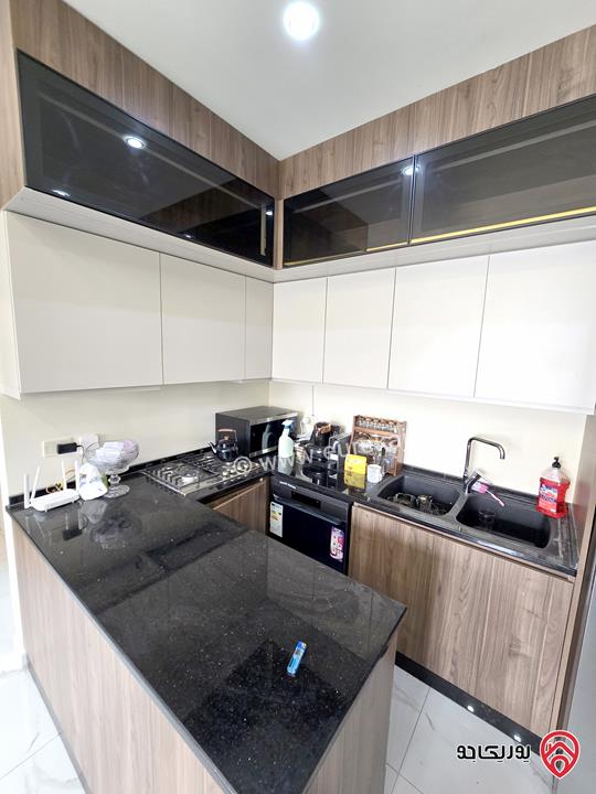 شقة مفروشة طابق ثاني مساحة 100م للإيجار في عمان - الرابية