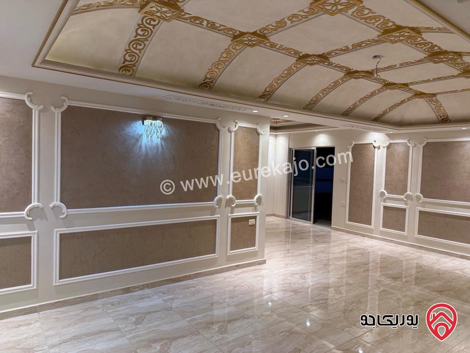 شقة طابق ثالث مساحة 200م للبيع في عمان - ربوة عبدون