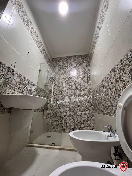 شقة طابق اول مساحة 150م للايجار في عمان - ام السماق شارع مكة 