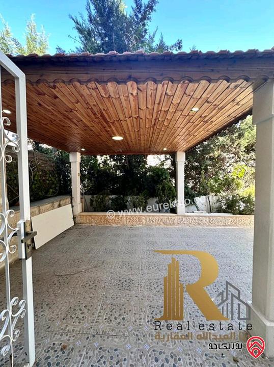 شقة مميزة مساحة 180م داخلي و 300م خارجي للبيع في عمان - الرونق 