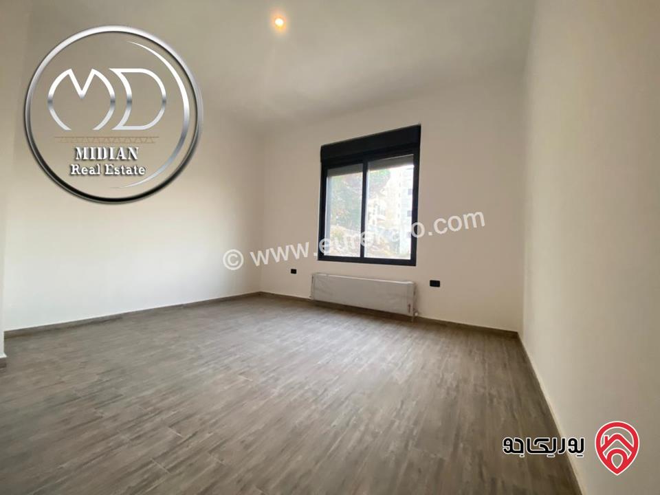 شقق أرضية جديدة للبيع في عمان - خلدا مساحات 165م & 170م مع تراسات و حدائق تشطيبات ديكورات سوبر ديلوكس بأسعار مميزة