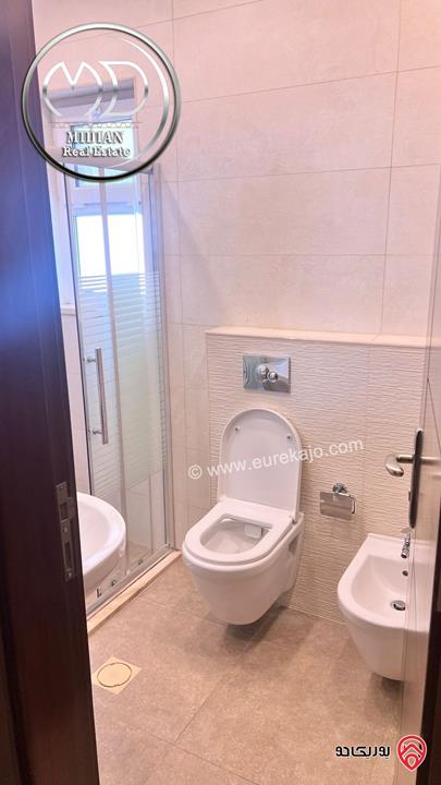 شقة مفروشة للايجار في عمان - حنو الصويفية مساحة 200م طابق ثالث تشطيبات و فرش سوبر ديلوكس اطلالة جميلة