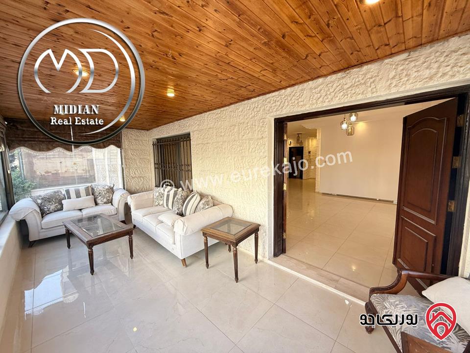 شقة ارضية فارغة للايجار في عمان - خلدا مساحة 220م مع ترس و حديقة 180م تشطيبات سوبر ديلوكس بسعر مميز