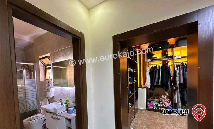 شقة فارغة طابق ثاني مساحة 244م للايجار في عمان - خلدا 