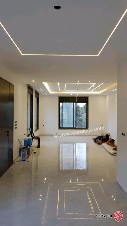 فيلا مساحة 449م على أرض 853م للبيع في عمان - ناعور