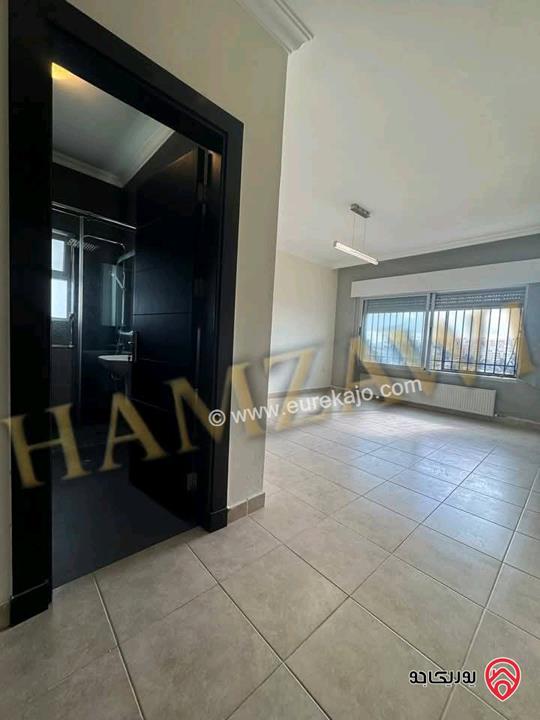 شقة ديلوكس فاخرة مساحة 190م طابق ثاني للايجار في عمان - الكرسي