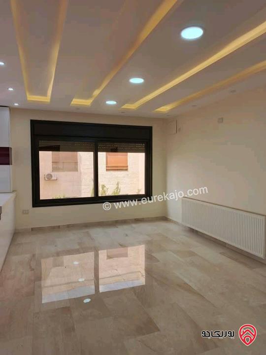 شقة سوبر ديلوكس مساحة 220م طابق أول للايجار في عمان - طريق المطار 