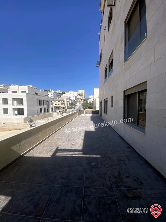 شقة ارضية مساحة 330م داخلي + حديقة 250م وكراج مستقل للبيع في عمان - دابوق