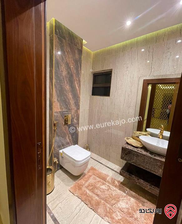 شقة فاخرة دوبلكس طابق اخير مع روف مساحة 270م للبيع في خلدا - العوجانية