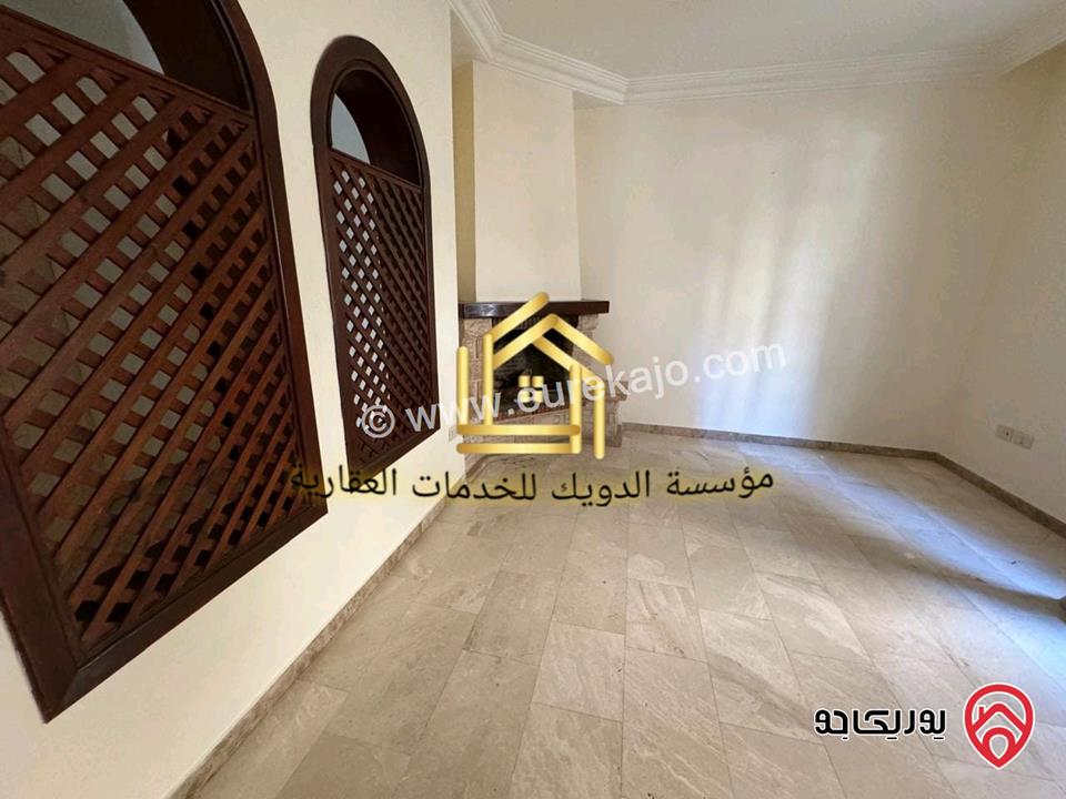 شقة فارغة طابق اول مساحة 206متر للإيجار في عمان - حي الروابي 