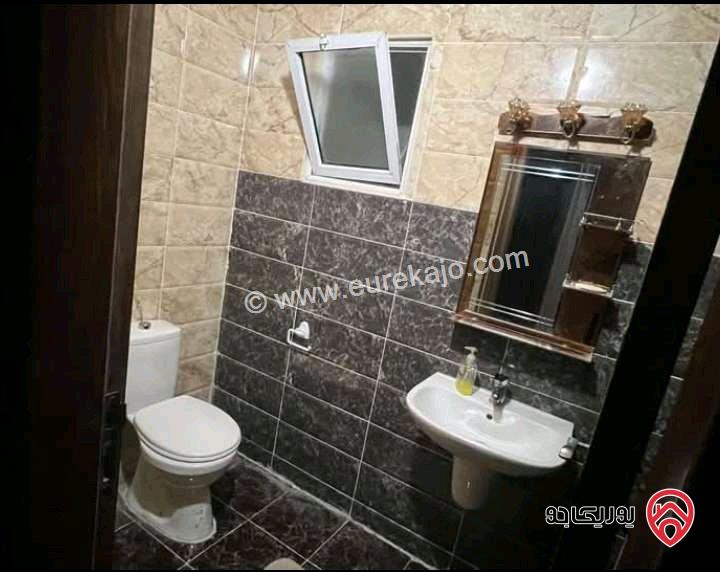 شقة أرضية مساحة 222م للبيع في اربد - الحي الشرقي