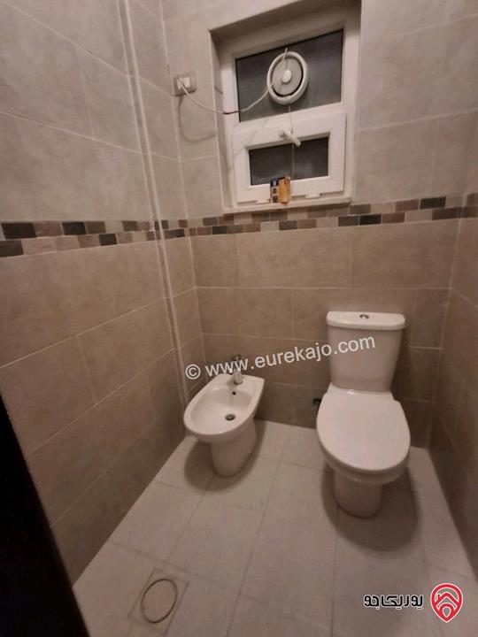 شقة طابق أول مساحة 200م للبيع في عمان - طبربور