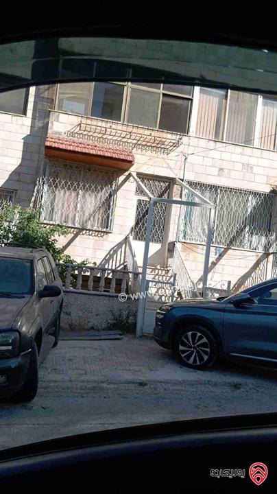 شقة طابق ثالث مساحة 177م للبيع في عمان - ام أذينة