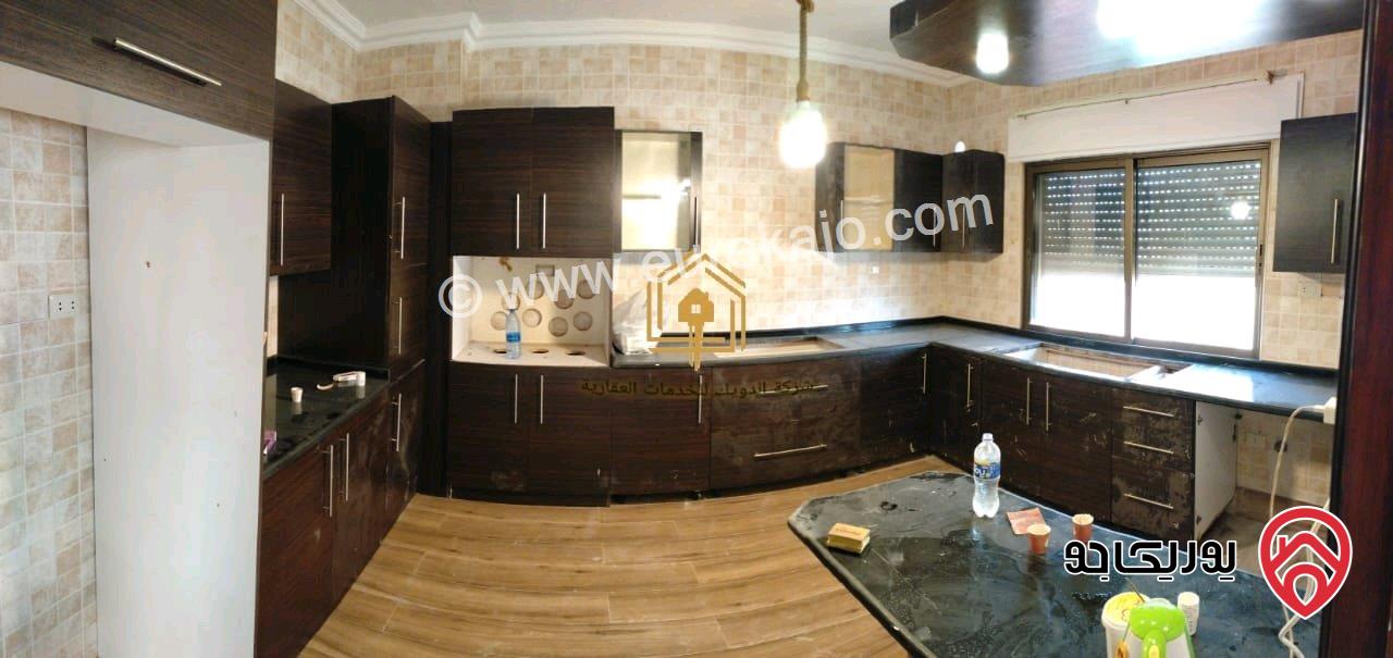 شقة فارغة طابق ثاني مساحة 200م للإيجار في عمان - الجندويل