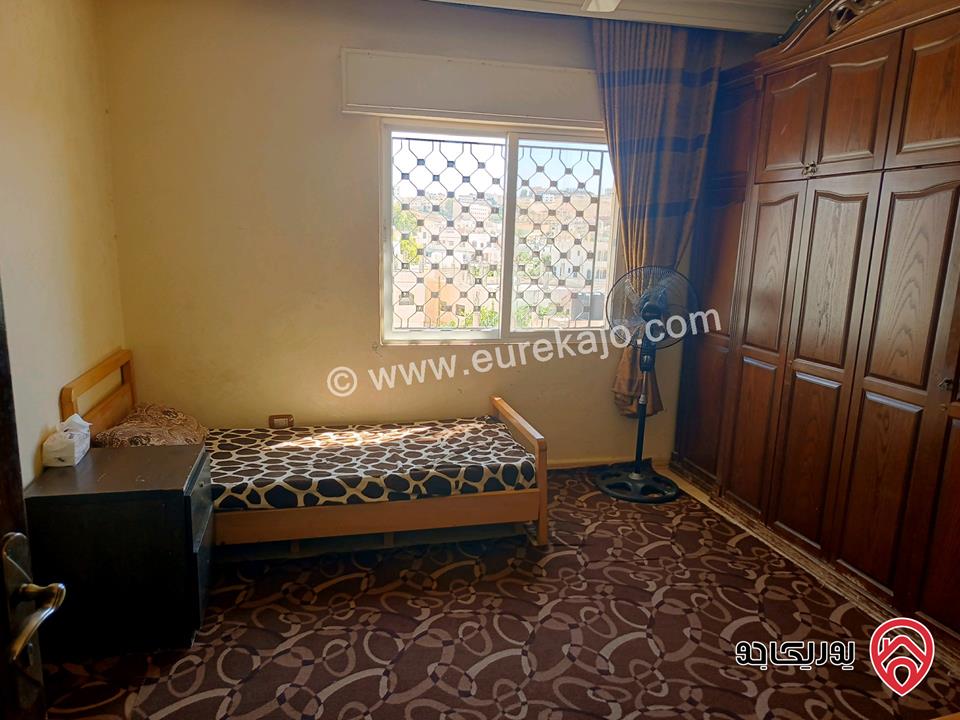 شقة طابق ثالث مساحة 150م للبيع في الزرقاء - ضاحية مكة