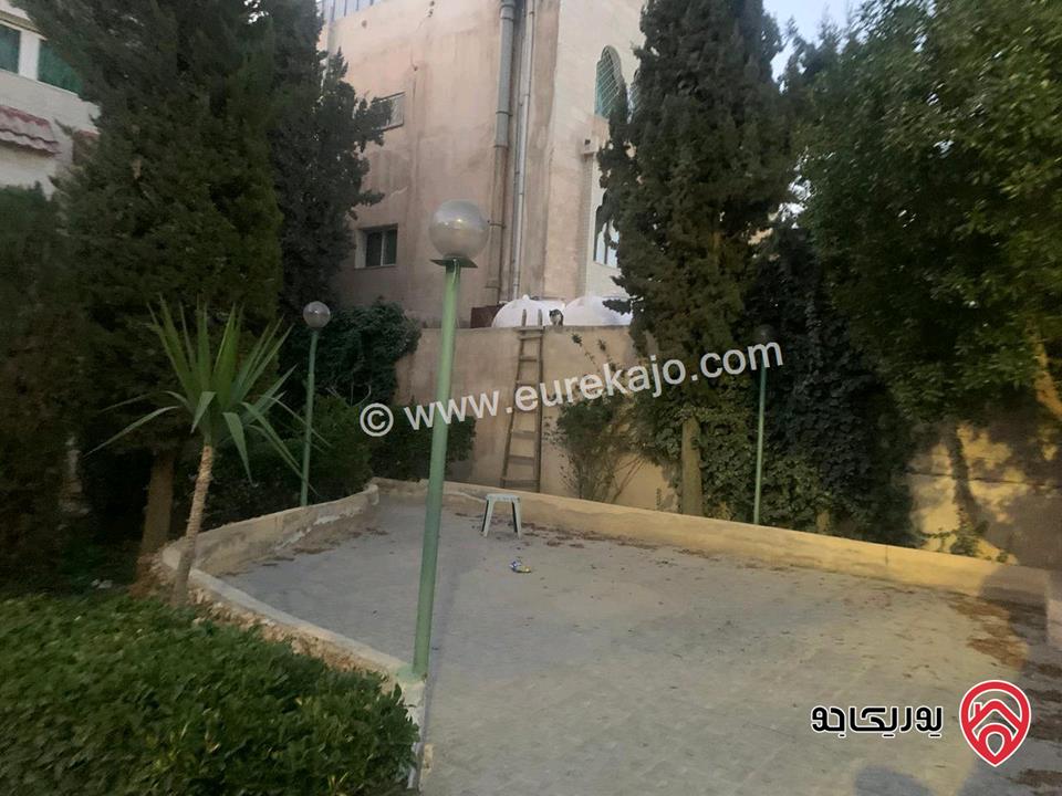 فيلا طابقين وروف مساحة 430م على أرض 566م للبيع في عمان - جاوا حي الوفاء