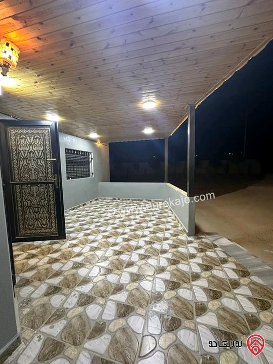 فيلا ومزرعة مفروشة مساحة 200م على أرض 2 دونم للايجار في اربد - طريق البترول منطقة هادئة وجميلة ومستقلة