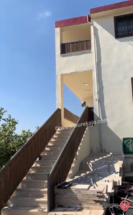 مزرعة مساحة الأرض 6200م وبناء 250م للبيع في الزرقاء - منطقة صروت حوض الدربيات