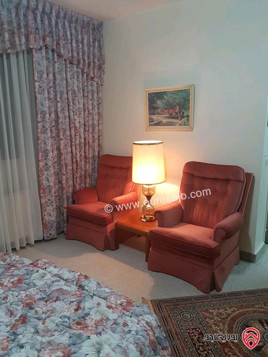 شقة مفروشة طابق اول مساحة 180م للايجار في عمان - الدوار الخامس 