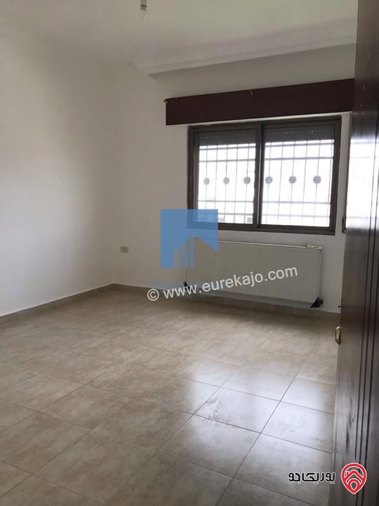 شقة مميزة للبيع في عمان خلدا - خلف بردايس وقرب مدارس المستقلة طابق ثالث 191م بسعر مغري