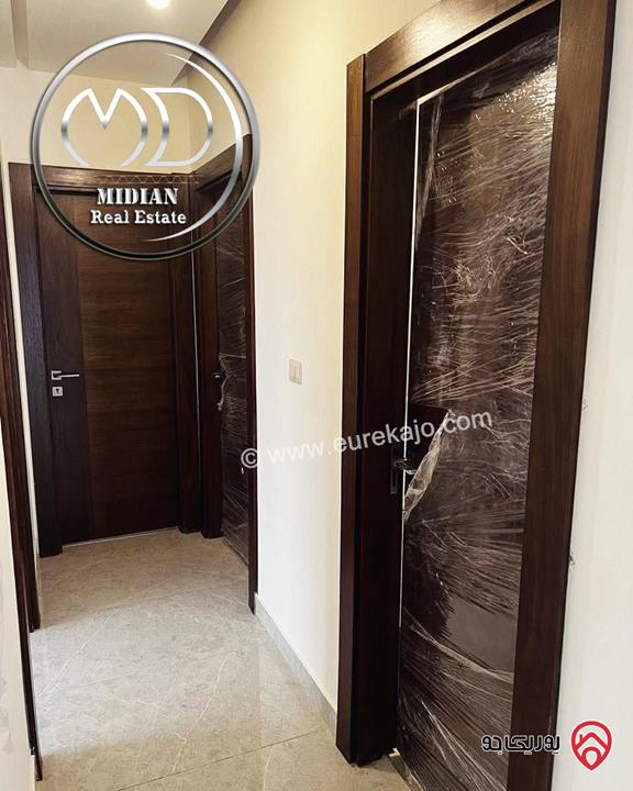 شقق ارضي و شبه ارضي جديدة للبيع في عمان - ضاحية الرشيد مساحة 165م مع تراسات تشطيبات سوبر ديلوكس بسعر مميز