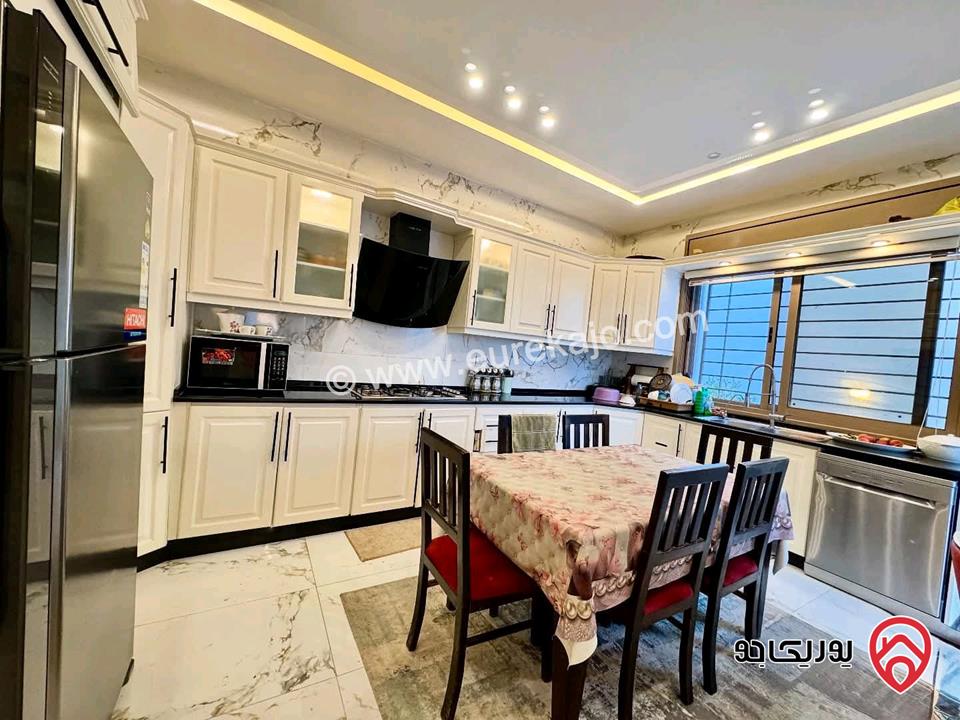 فيلا فاخرة طابقين مساحة 480م على أرض 760م للبيع في عمان - مرج الحمام ام عبهره