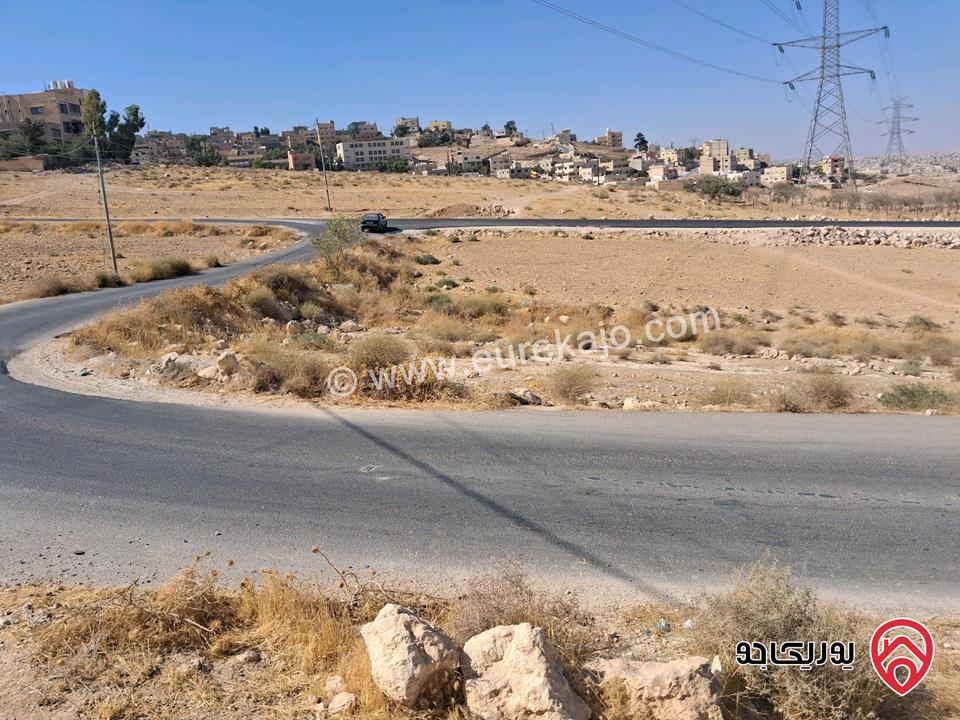 قطعة أرض مساحة 389م للبيع في الزرقاء - ماركا