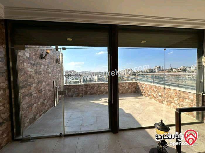 شقة مفروشة طابق ثالث مع روف مساحة 290م للايجار في عمان - طريق المطار