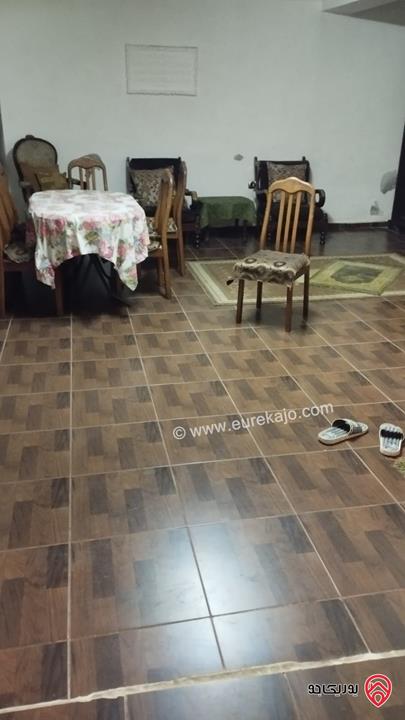 شقة شبه أرضية مساحة 120م داخلي و 100م خارجي للبيع في عمان - ضاحية الرشيد