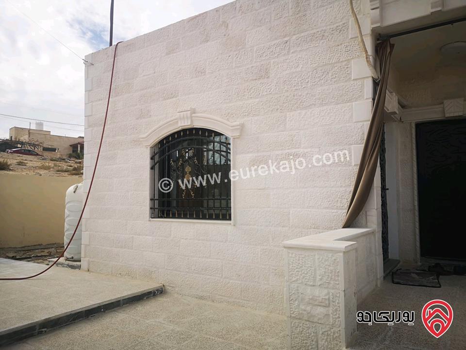 منزل مستقل مساحة 250م على أرض 500م للبيع في الزرقاء - شومر حي الجنينة