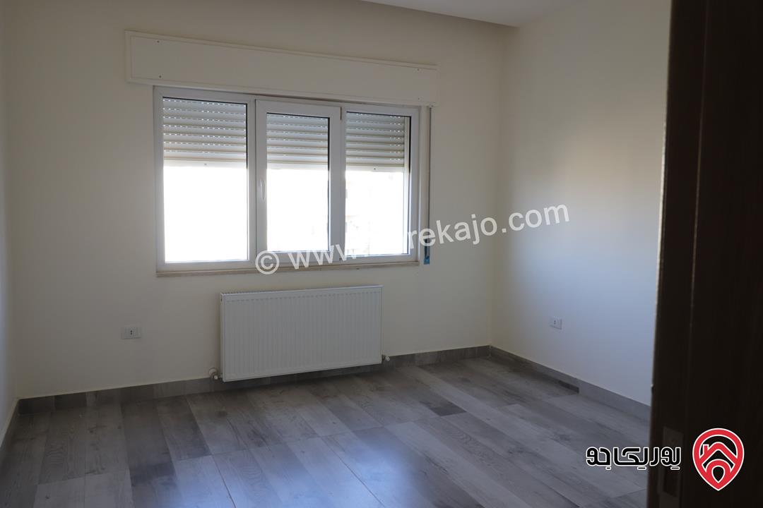 شقة جديدة 183م طابق ثالث للبيع في عمان - خلدا بإطلالة رائعة وموقع هادئ