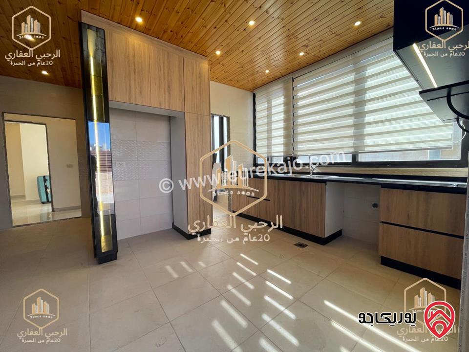 رووف سوبر ديلوكس مساحة 120م للايجار في عمان - خلدا