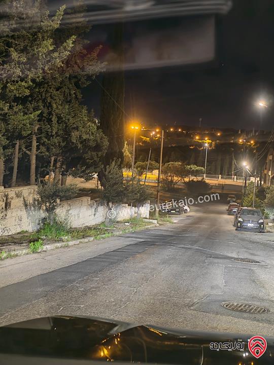 ارض مساحة 487م سكن جيم احكام خاصة طابقين وروف للبيع في عمان - دابوق