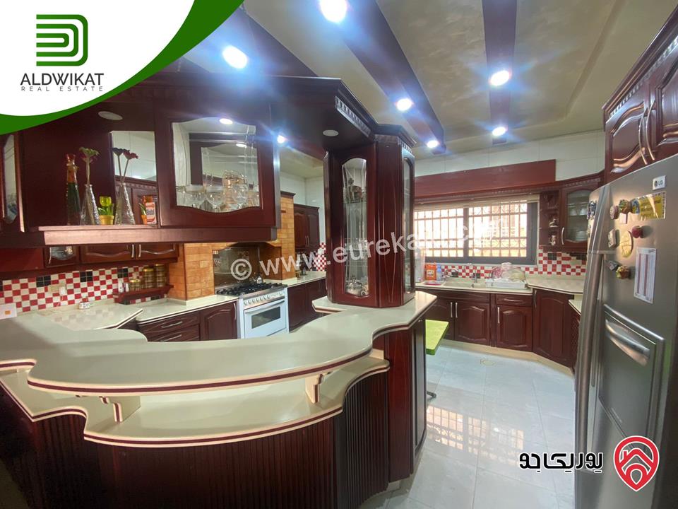 فيلا مستقلة للبيع في عمان - شفا بدران مفروشة مساحة البناء 600 م مساحة الارض 600 م