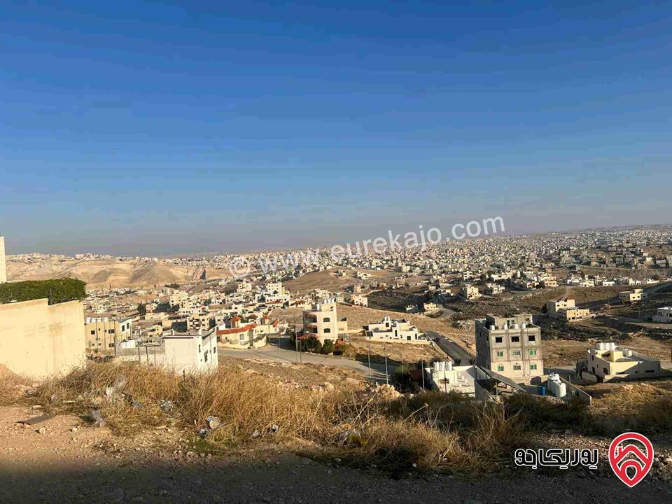 ارض مساحة 383م للبيع في الزرقاء - مزرعة الرحيل قريبة على دوار معصوم منطقة حديثة ومطلة طلة بنوراما