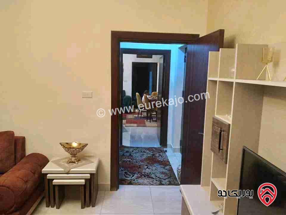 شقة مساحة 123م طابق ثالث للبيع بسعر مميز جدا في عمان - شارع الاذاعة 