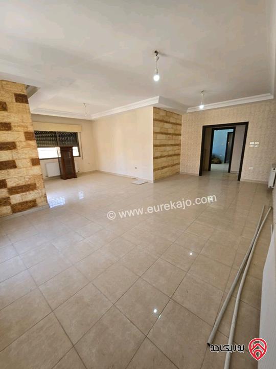 شقة مطلة طابق ثالث مساحة 187م للبيع في عمان - الجاردنز خلف جبري قرب الحديقة الألفية