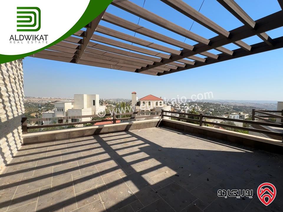 فيلا مستقلة للبيع في عمان - بدر الجديدة مساحة الارض 985م ومساحة البناء 1200م ومساحة الحديقة 400م ومساحة الترس 200م ذات موقع واطلالة مميزة