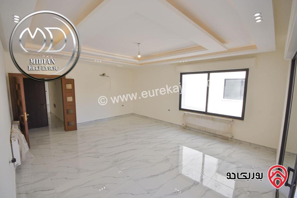 شقة شبه ارضي جديدة للبيع في عمان - تلاع العلي مساحة 185م مع ترس 50م تشطيبات سوبر ديلوكس بسعر مميز جداً