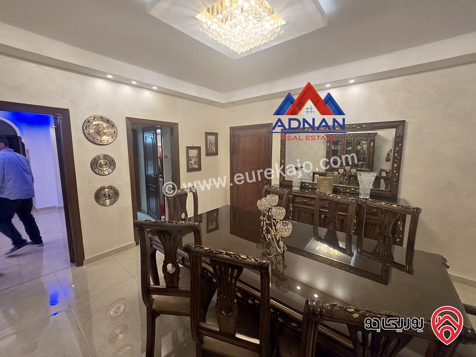 شقة أرضية مساحة 185م داخلي مع حديقة كبيرة 400م و كراج ومدخل خاص مفروشة للإيجار في عمان - الصويفية