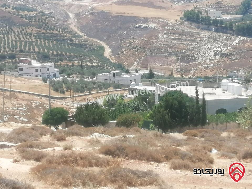 قطعة أرض سكنية بأطلالة دائمة مساحة 800 متر للبيع في عمان - ناعور