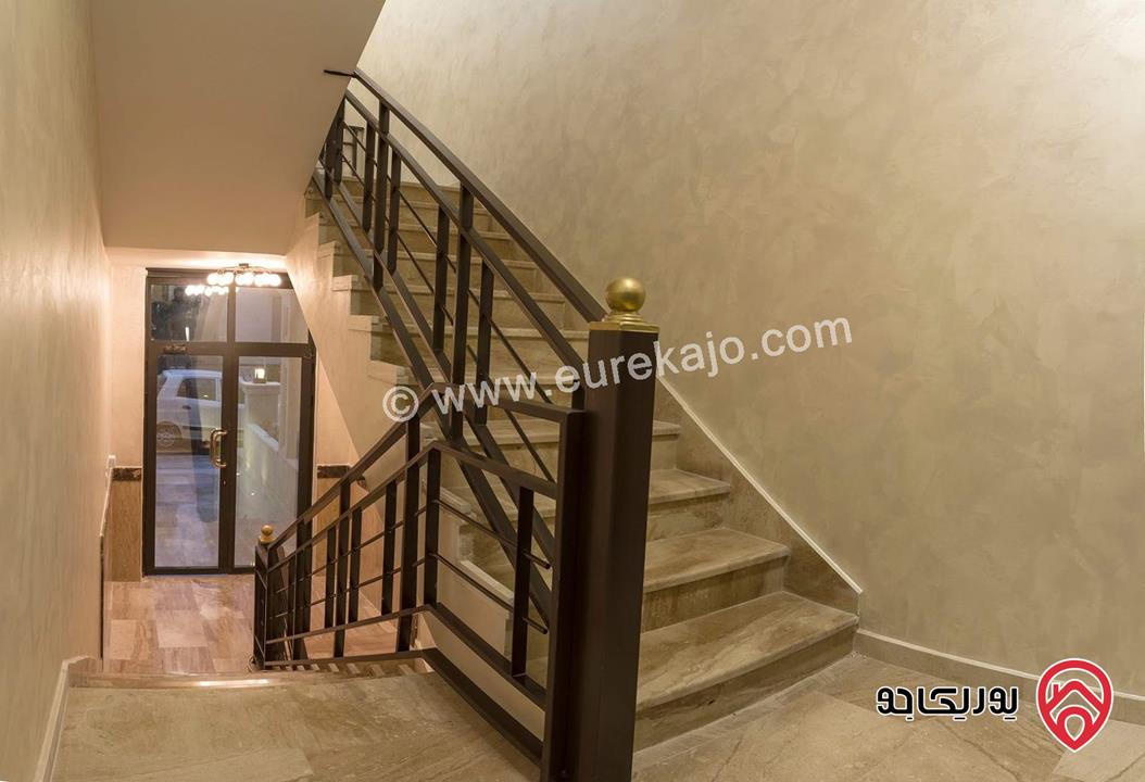 شقة طابقية فاخرة سوبر ديلوكس مساحة 170م داخلي + 60م ترس للبيع في عمان - حجار النوابلسة امتداد دير غبار 