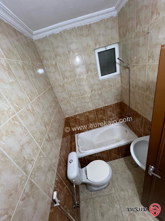 شقة ديلوكس طابق ثاني مساحة 137م للبيع في الزرقاء الجديدة شارع 16