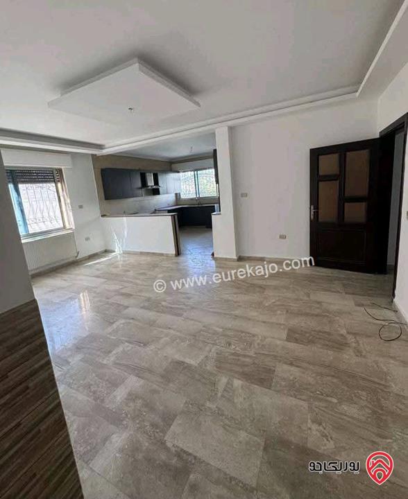 شقة فارغة طابق أرضي مساحة 180م للايجار في عمان - خلدا