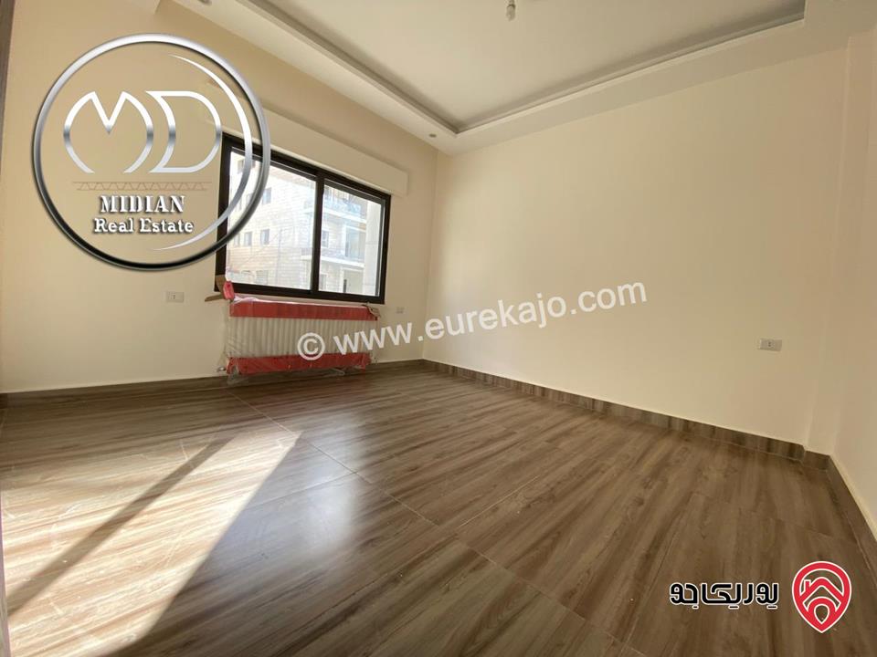 شقق ارضية وشبه ارضي للبيع في عمان - الرابية مساحات 150م & 160م مع تراسات و حدائق جديدة لم تسكن بأسعار مميزة