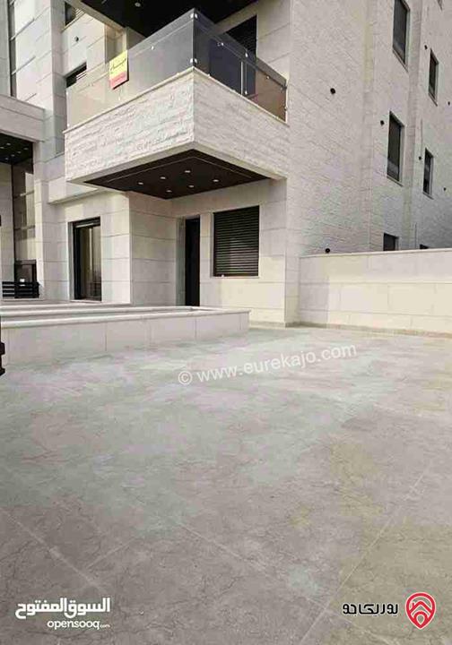 شقة أرضية مساحة 143م مع باركنج وترس ومدخل خاص 50م للبيع في عمان - شفا بدران