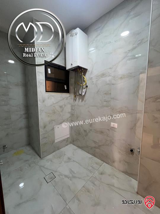 شقق جديدة للبيع في عمان - ضاحية النخيل مساحات 250م & 300م مع تراسات تشطيبات ديكورات عصرية فاخرة اطلالة رائعة